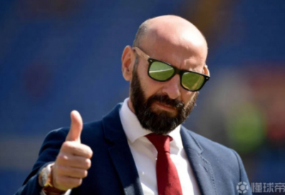 ŷ�޹ھ����������ص�һ��С���������������·�����ǻ����л���